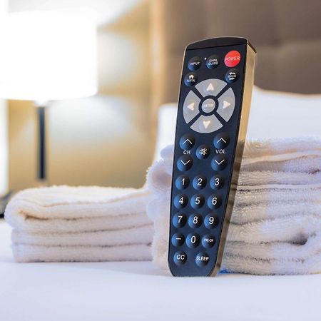 Drury Inn & Suites Kansas City Airport מראה חיצוני תמונה